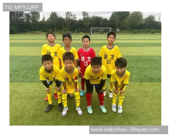 上海足球队的节奏与风采探讨:从历史到未来的全面分析与展望 上海足球队的节奏与风采探讨:从历史到未来的全面分析与展望