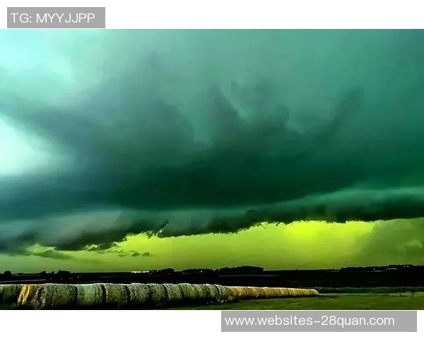 华盛顿神秘人与亚特兰的较量揭示隐藏的真相与阴谋